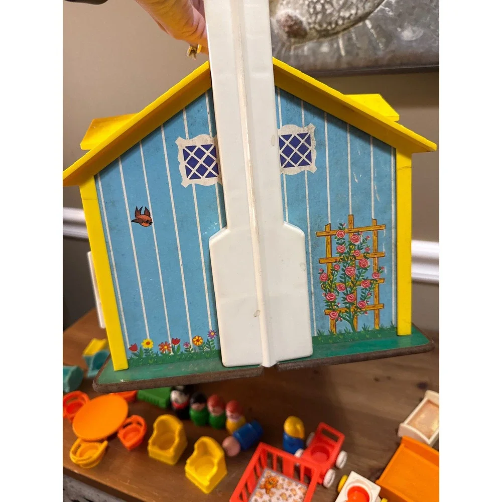 Vintage Fisher-Price Little People Play Family House 952 Blue Yellow 1970s Set